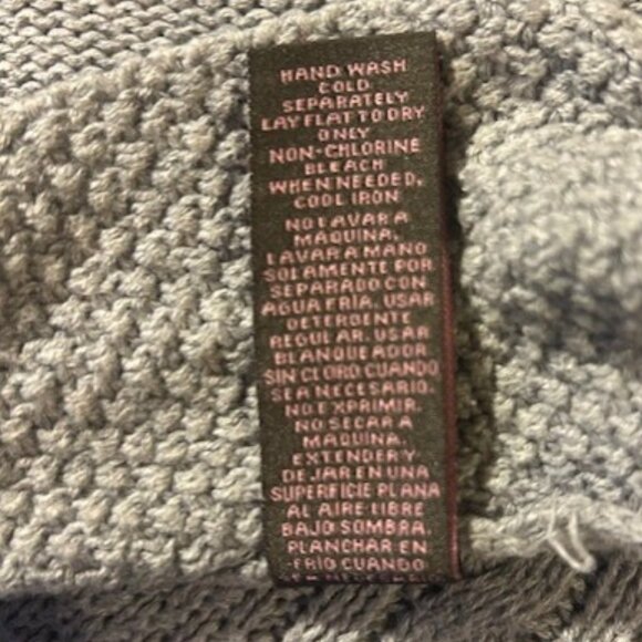 Women's Gray Knit Sweater, Size L - Picture 6 of 6